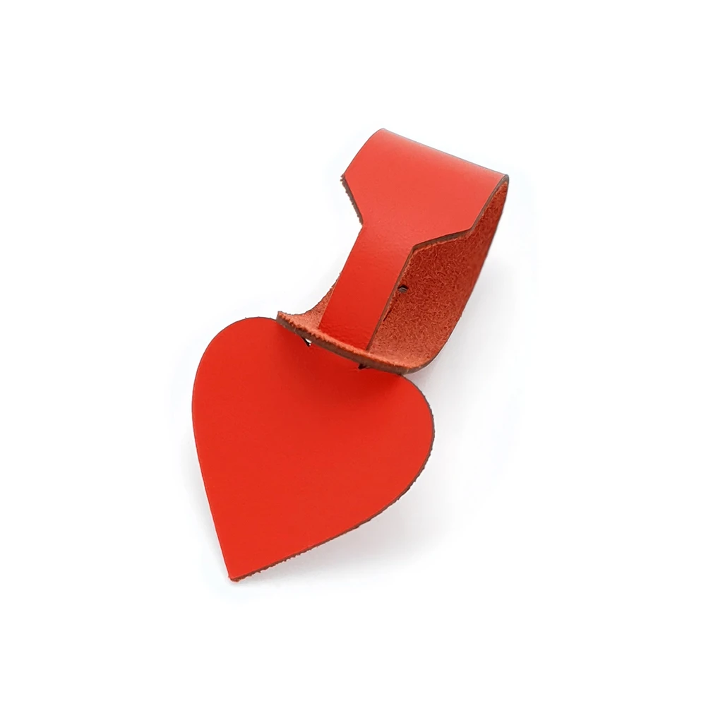 Étiquette à bagage personnalisée coeur en cuir