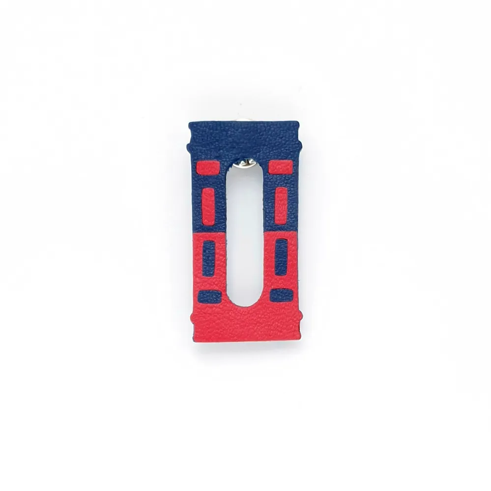 Pin's en marqueterie cuir Arc de Triomphe Paris